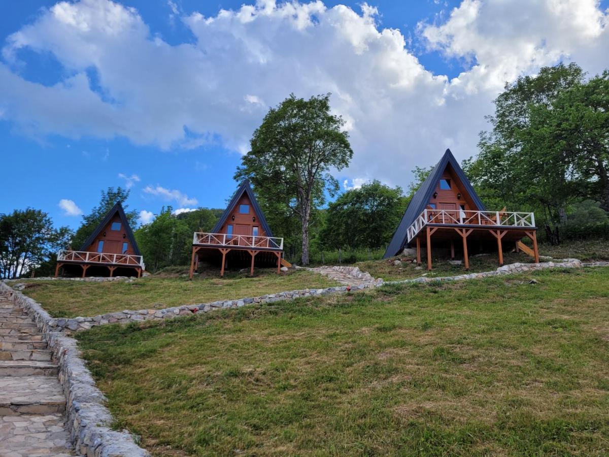 Гостевой дом Koliba Umoljani Экстерьер фото